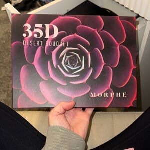 Morphe 35D Desert Bouquet Palette - Pink and Purple